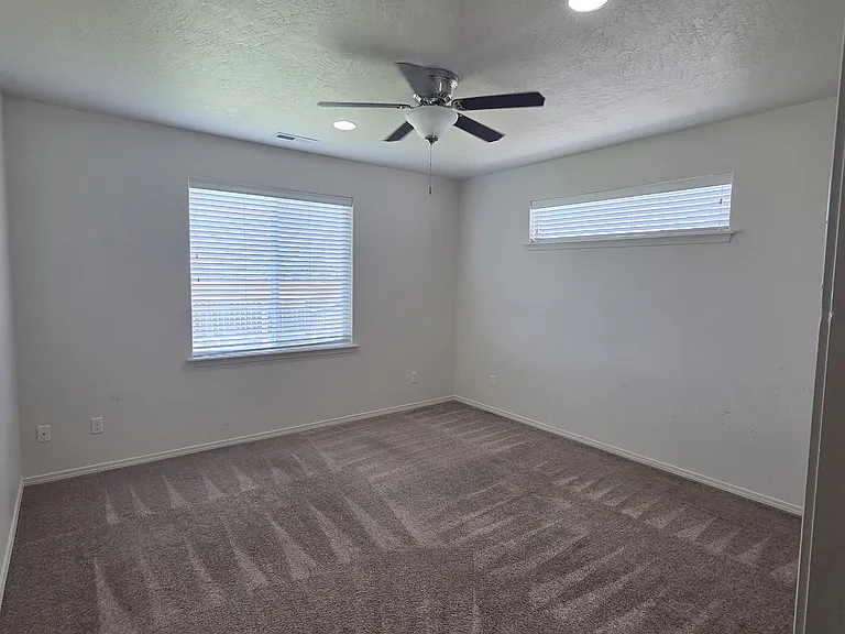 1430 SW Greeley St — Photo 12