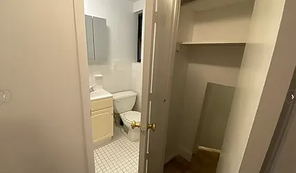 Rented by HOLTON REAL ESTATE INC.