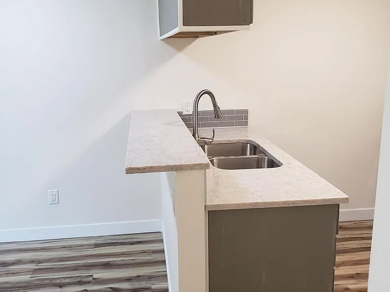 212 N Dyckman St #2 — Photo 6