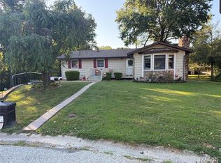 515 Nancy Ct, Troy, IL 62294