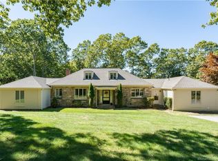 106 Niles Hill Rd, New London, CT 06320