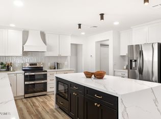 2353 N 51st Pl, Phoenix, AZ 85008