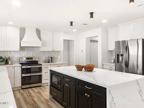 2353 N 51ST Place, Phoenix, AZ 85008