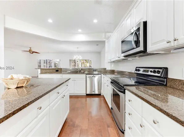 184 Hampton Cir, Bluffton, SC 29909