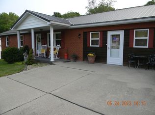 920 Williams Ave, Raceland, KY 41169