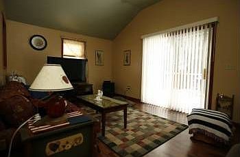 2nd image of 37 Stephanie Dr