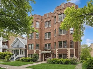 1112 Ontario St APT 1E, Oak Park, IL 60302