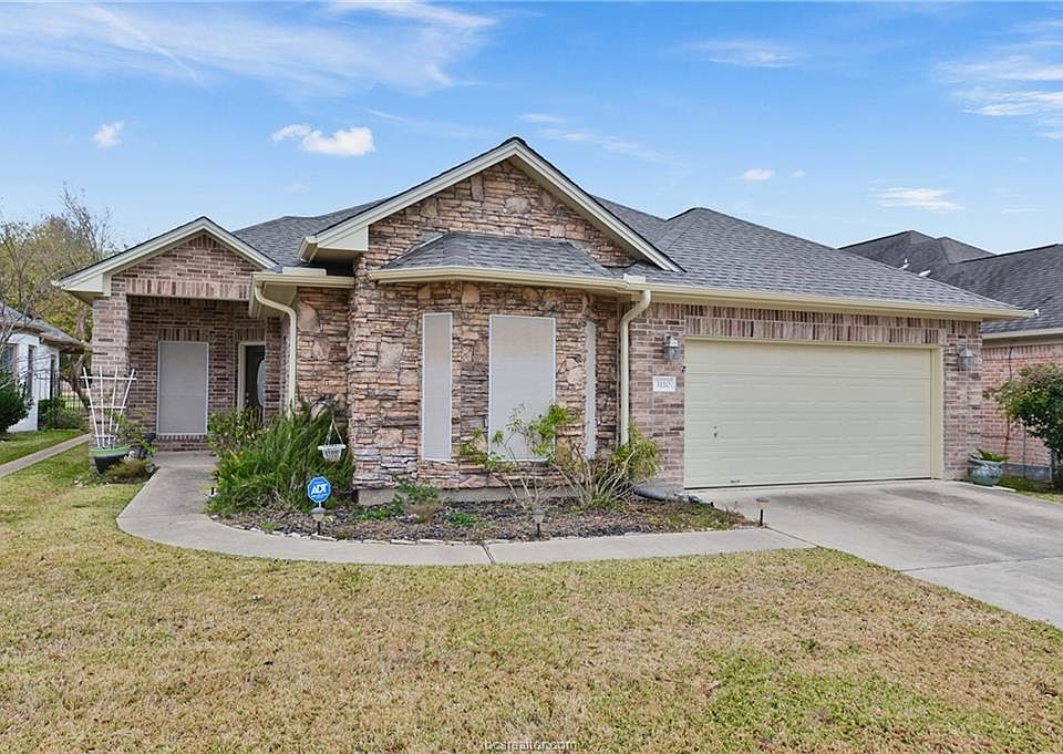 1st image of 3110 Broadmoor Dr