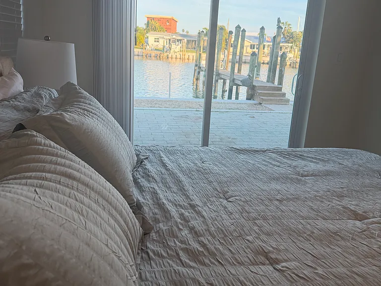 509 S Bayshore Dr #1 — Photo 26