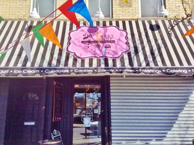 7003 Myrtle Ave, Glendale, NY, 11385