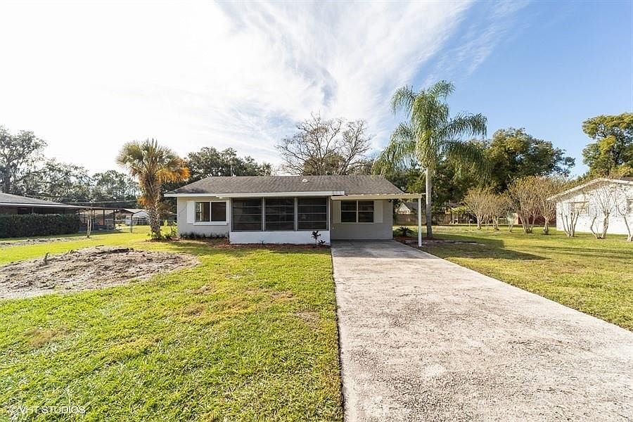 1st image of 573 Wisteria Ave