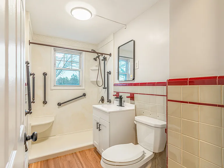 119 Green St — Photo 36