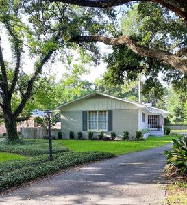 2755 N Fontainebleau Dr, Mobile, AL, 36606