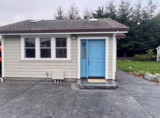 712 Monte Vista Ln #A, Half Moon Bay, CA