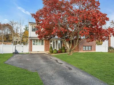22 Schuyler Dr, Commack, NY, 11725