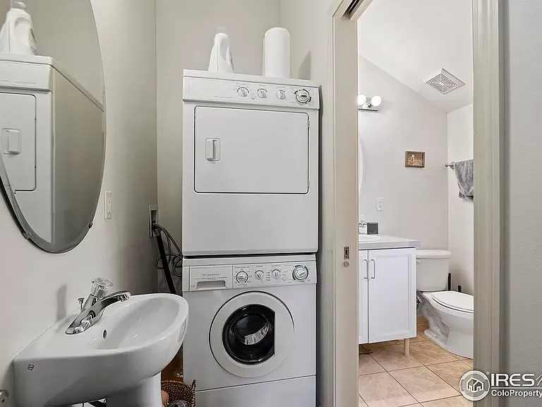 615 Peterson St #1 — Photo 12