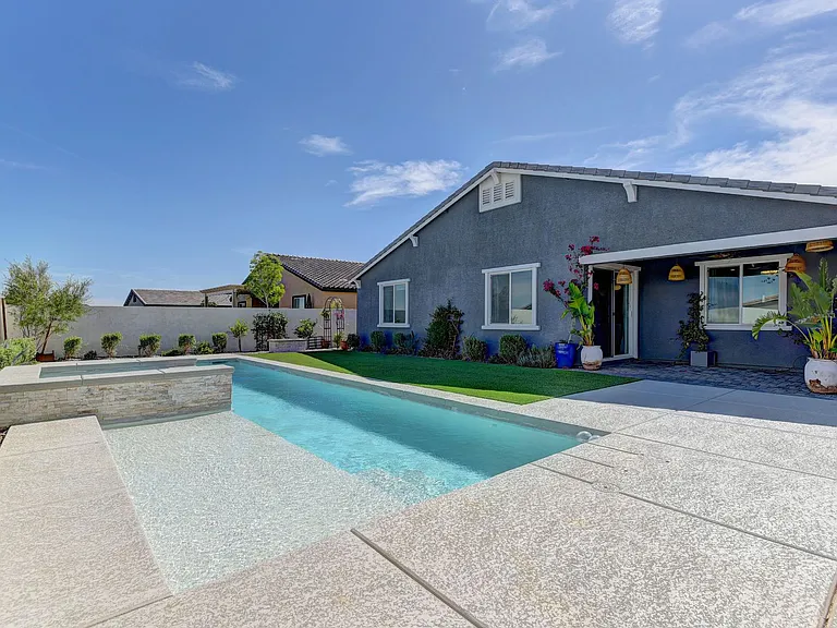 6390 Montrose Park Ct — Photo 10