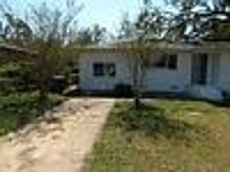 4911 Kinnear Ave