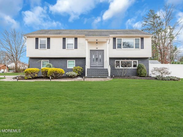 54 Mindy Lane, Eatontown, NJ 07724