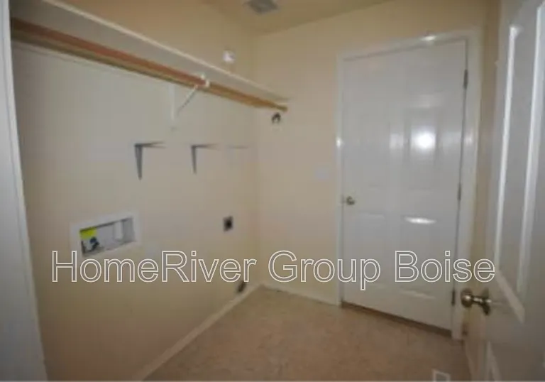 3927 N Kilberry Ave — Photo 10