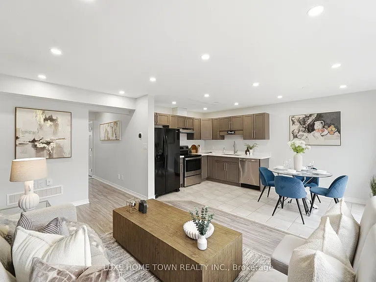 100 Monarch St — Photo 14