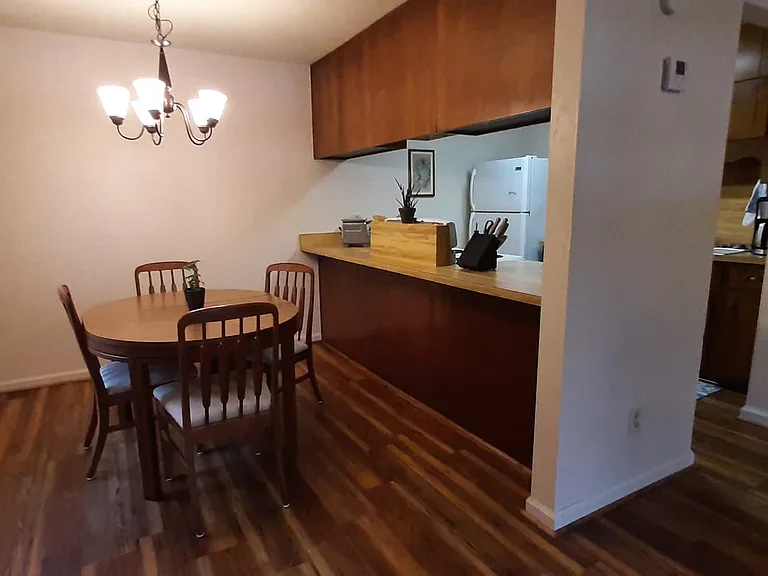169 Locke St #C — Photo 5