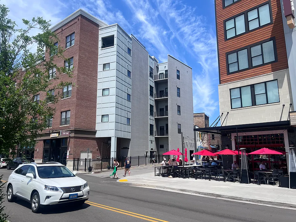 115 Willow Ave #203