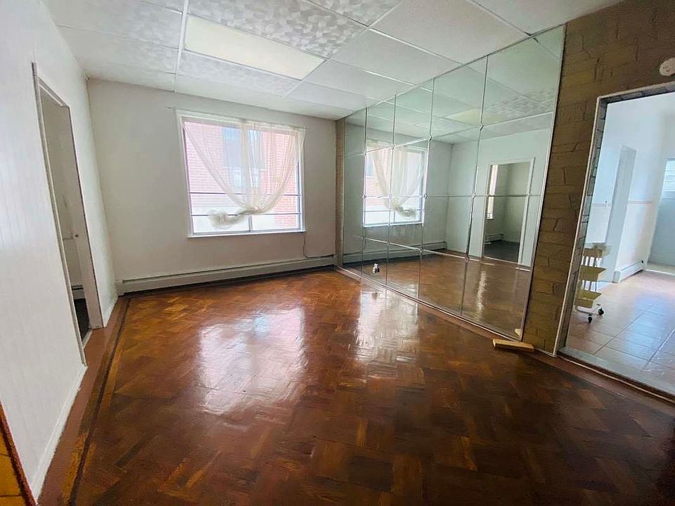 1st image of 58-09 Woodside Ave #2