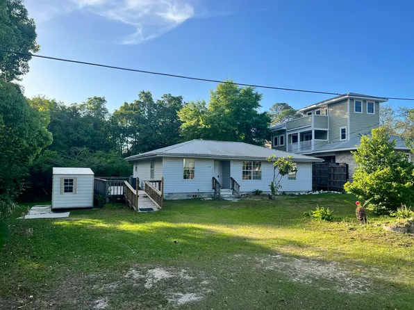 155 Westview Ave, Valparaiso, FL 32580