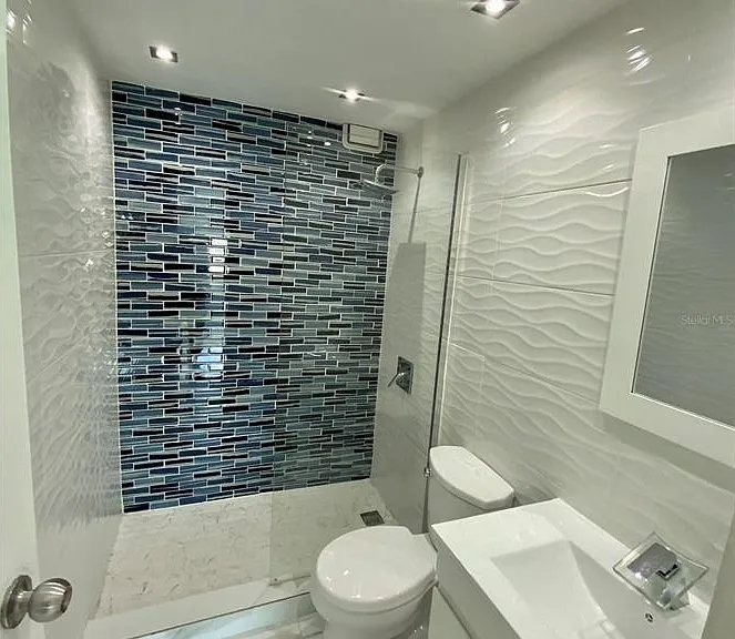552 Austral #403 — Photo 13