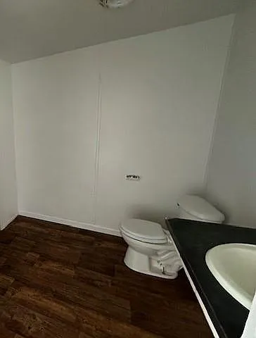 136 Orange St — Photo 9