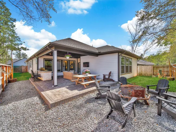325 Bromley Square Dr, Montgomery, TX 77316