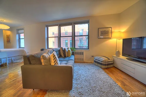 Rented by Oxford Property Group | media 20