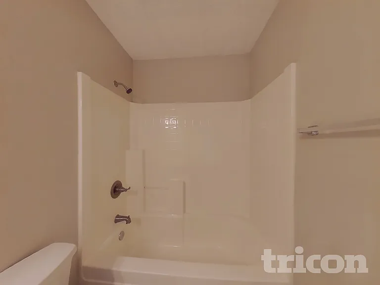 309 Pecos Dr — Photo 13