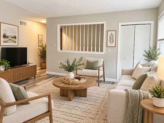3rd image of 616 Spring Ave