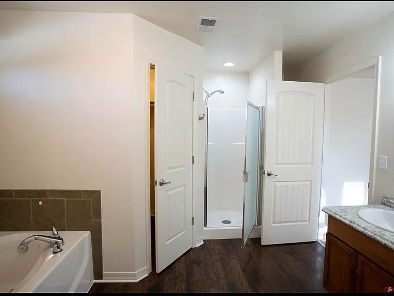 1335 Fivemile Creek Ave — Photo 14