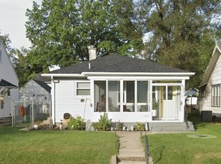 2003 Berkley Pl, South Bend, IN 46616
