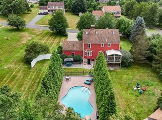 83 Hixon St, Bellingham, MA 02019