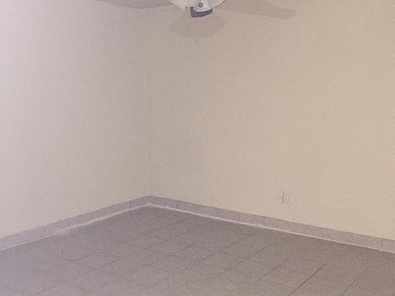 5th image of 6921 Laguna Madre Dr