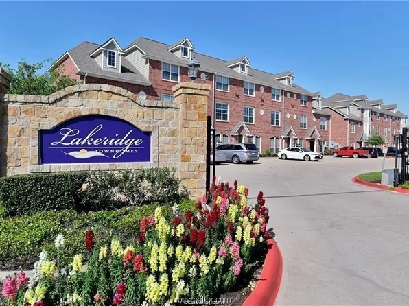 1198 Jones Butler Rd APT 2111, College Station, TX 77840