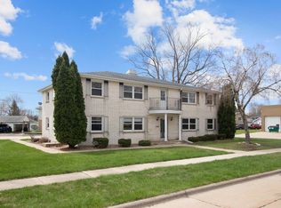 2301 E Peter St, Appleton, WI 54915