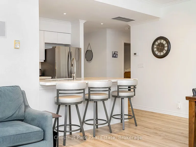 679 Johnston Park Ave — Photo 16