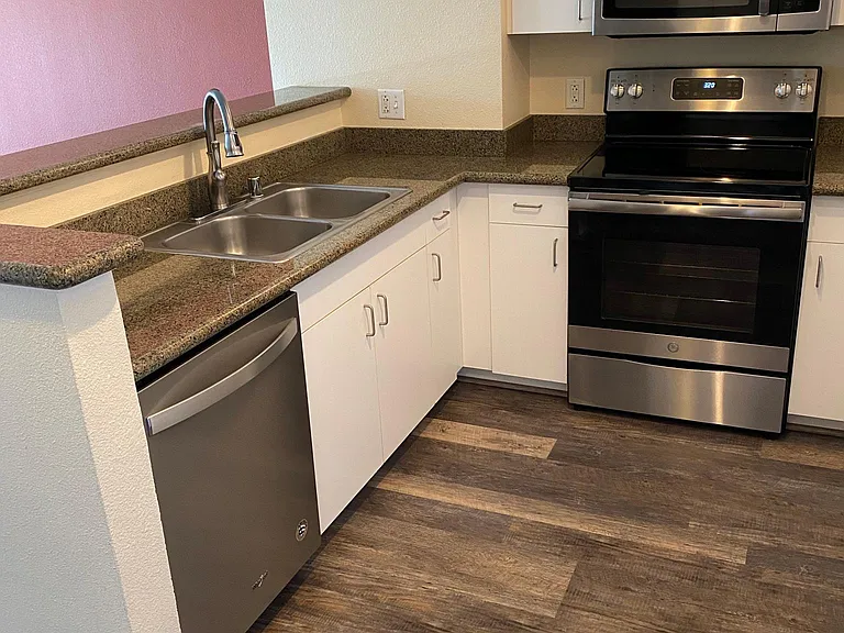 8300 Oceanview Ter #110 — Photo 10