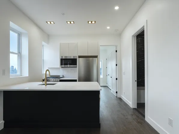 272 Hoboken Avenue image 2 of 14