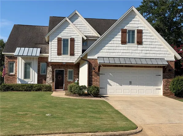 2221 Red Tail Ln, Waverly, AL 36879