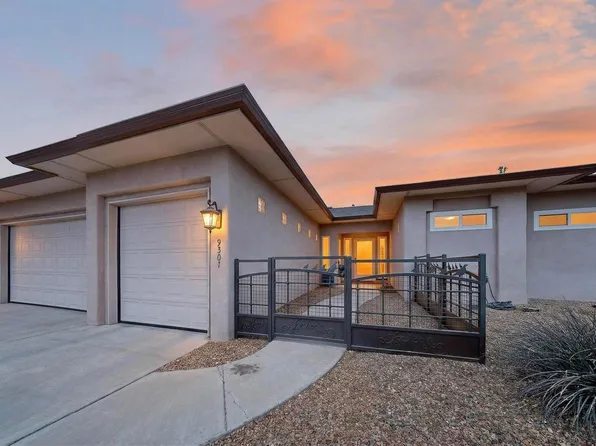 9507 Corona Ave NE, Albuquerque, NM 87122