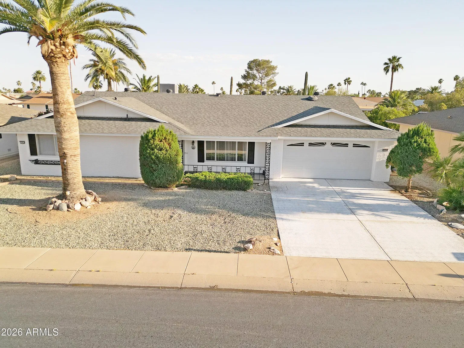 2 bed, 2.0 bath, 1610 sqft, $2,000 — Photo 2