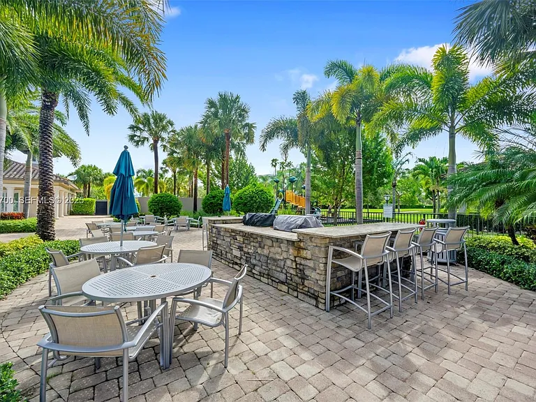 5110 Eucalyptus Dr #3 — Photo 33