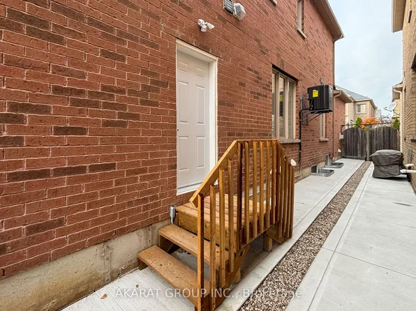 5463 Fudge Ter #Basement, Mississauga, ON L5M 0N1