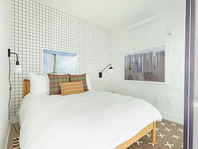 Solis Apartments — Photo 10
